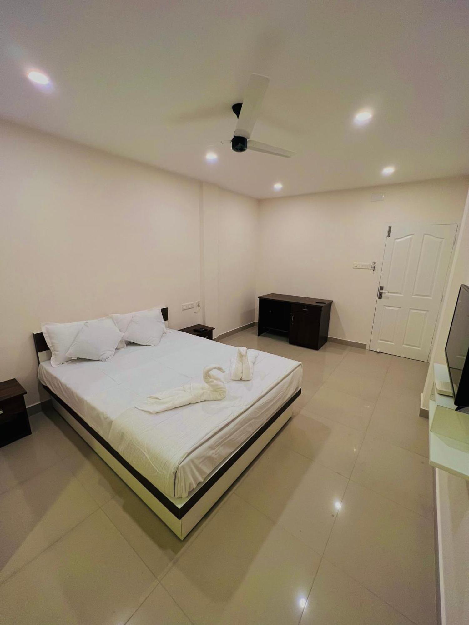 Heres Haut Residency Kochi Dış mekan fotoğraf