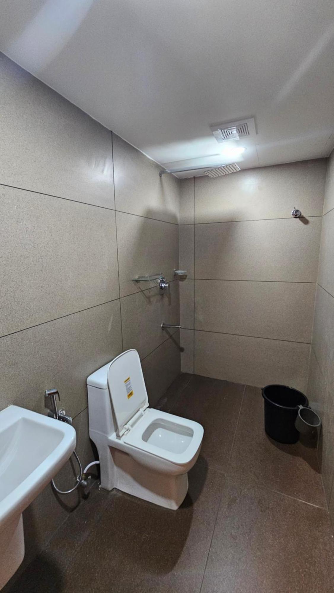 Heres Haut Residency Kochi Dış mekan fotoğraf